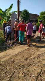 Swadaya Pembangunan Petunjuk Arah di Padukuhan Dedel Wetan